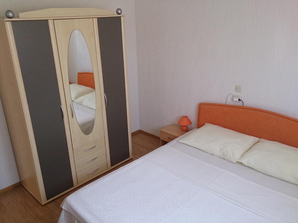 Apartments Valentino Supetarska Draga Kamer foto